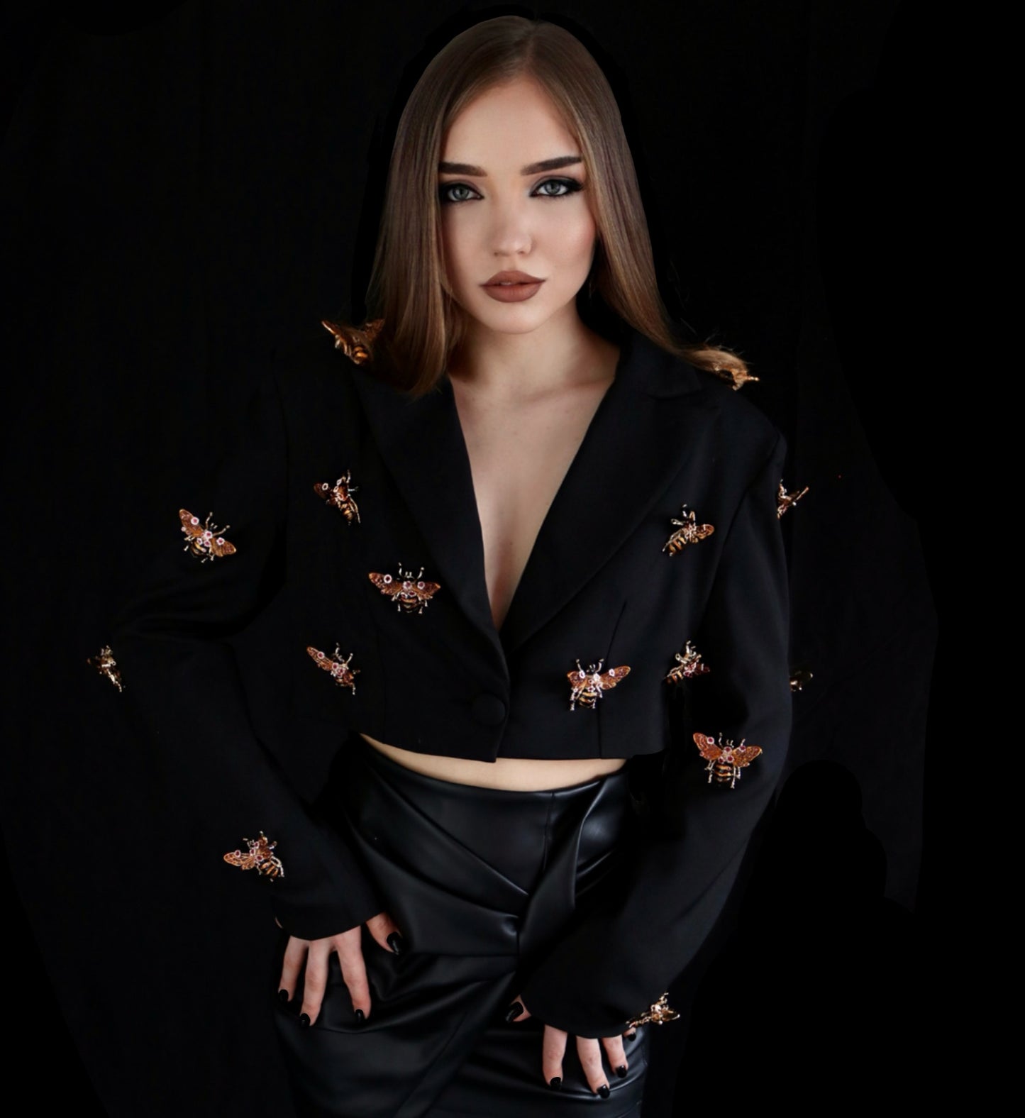 BELLA BEE INVASION SHORT BLAZER
