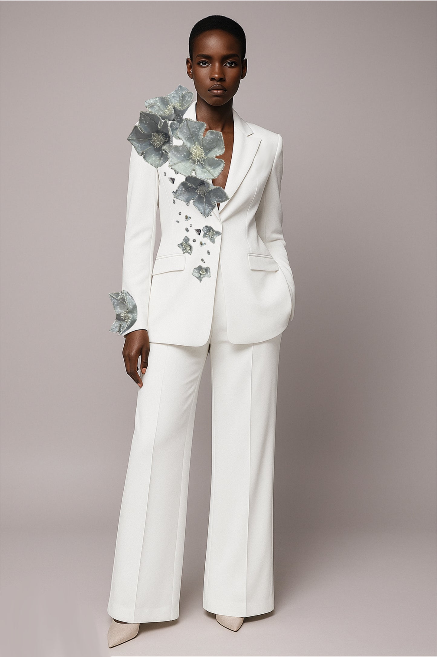 MORGANA ECLIPTIC WHITE SUIT