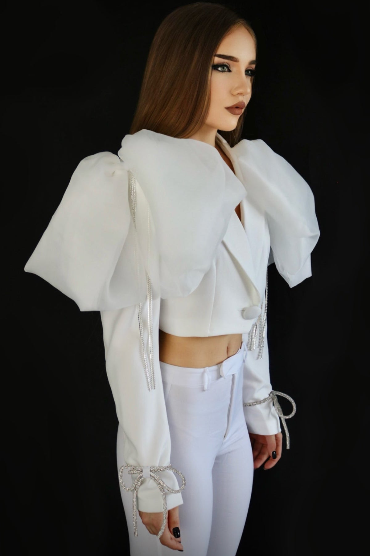 CHARLOTTE BOW SHORT BLAZER